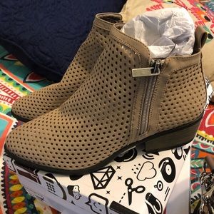 BRAND NEW Bamboo booties